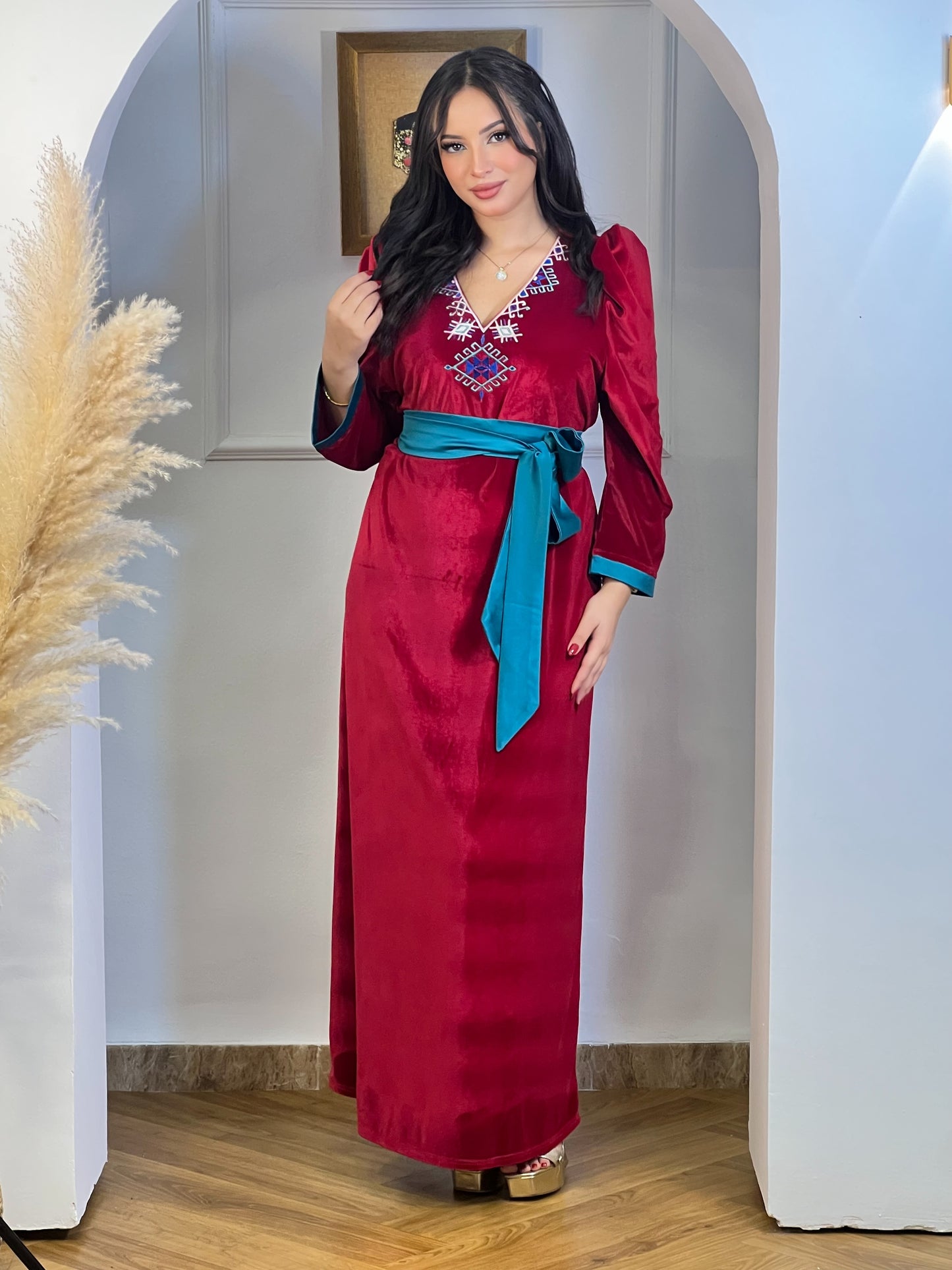 Robe Nelya collection yennayer