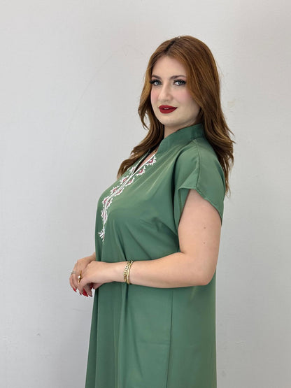Robe Berbère Chic et Moderne en Vert